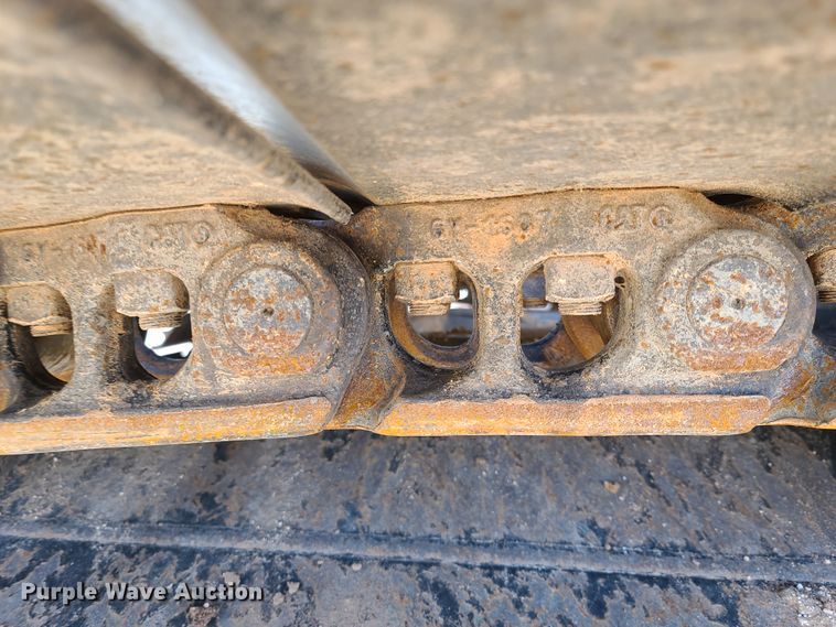 image for item DH0948 2018 Caterpillar 330FL  excavator