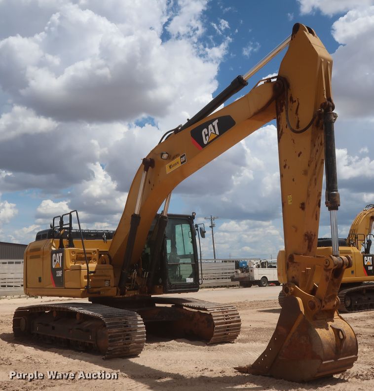 image for item DH0949 2018 Caterpillar 330FL  excavator