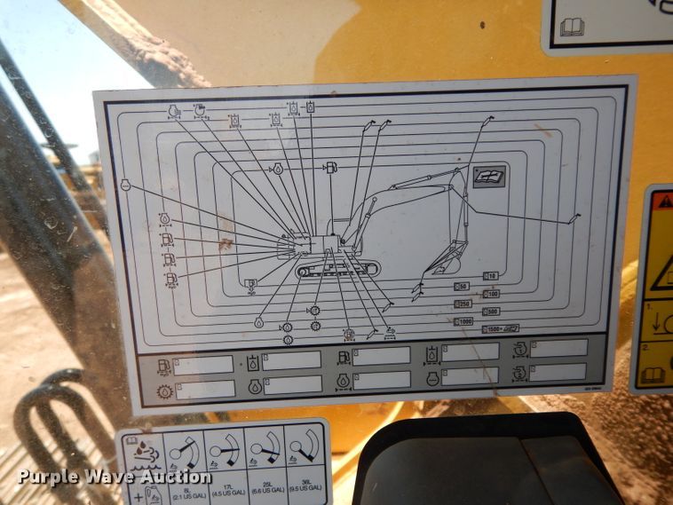 image for item DH0949 2018 Caterpillar 330FL  excavator