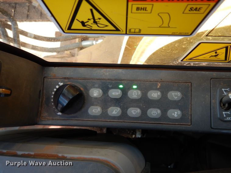 image for item DH0949 2018 Caterpillar 330FL  excavator