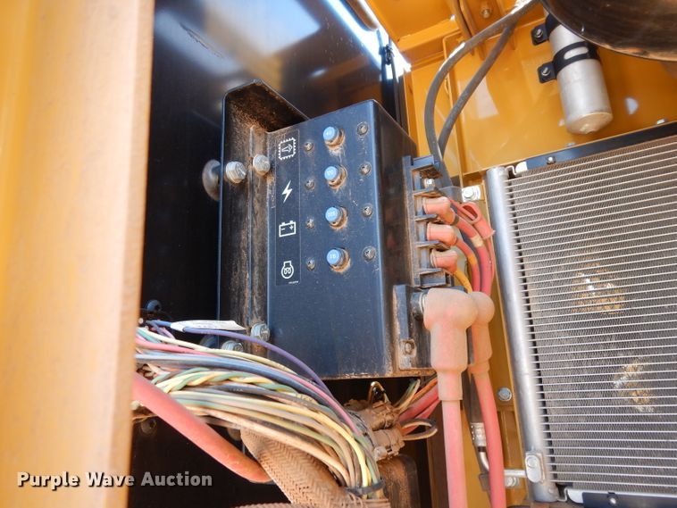 image for item DH0949 2018 Caterpillar 330FL  excavator