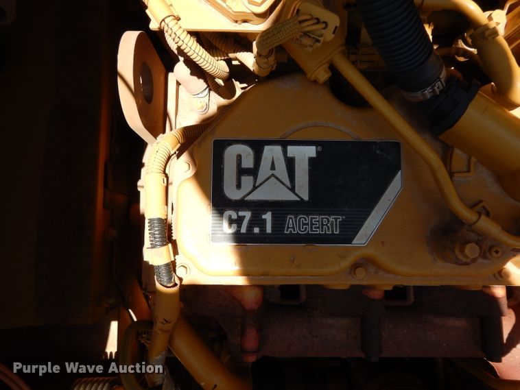 image for item DH0949 2018 Caterpillar 330FL  excavator