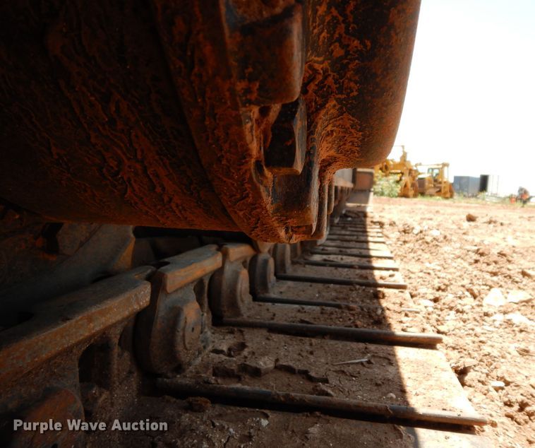 image for item DH0949 2018 Caterpillar 330FL  excavator