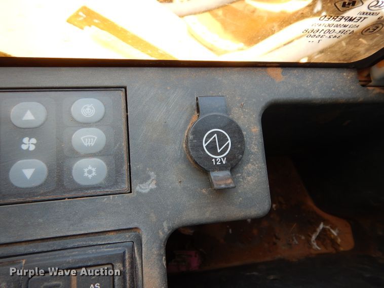 image for item DH0950 2018 Caterpillar 330FL  excavator