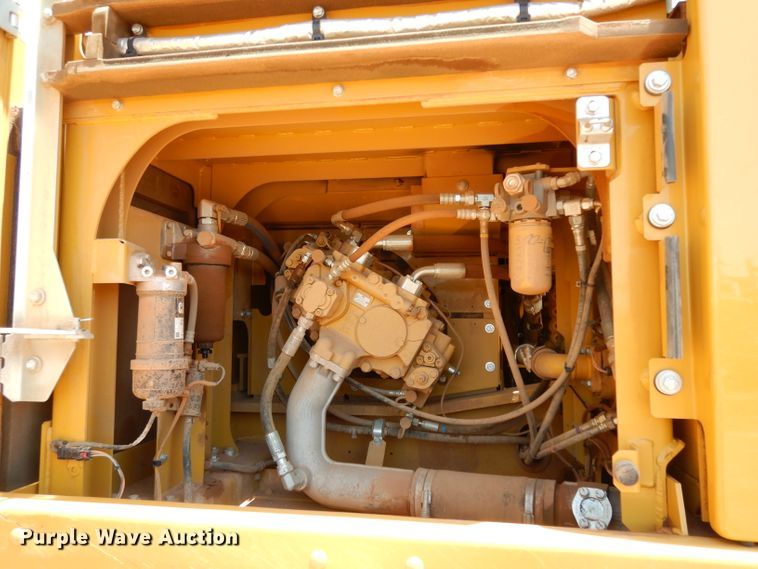 image for item DH0950 2018 Caterpillar 330FL  excavator