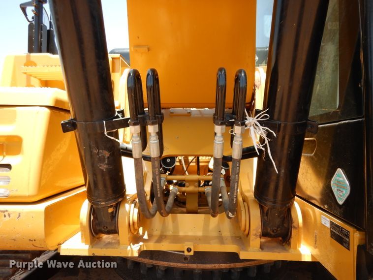 image for item DH0950 2018 Caterpillar 330FL  excavator