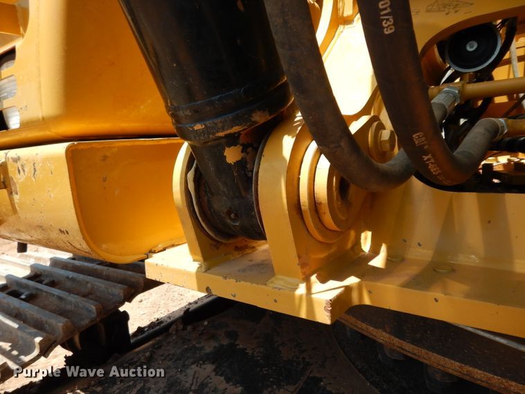 image for item DH0950 2018 Caterpillar 330FL  excavator