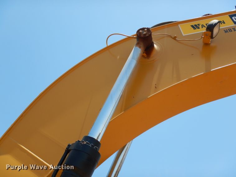 image for item DH0950 2018 Caterpillar 330FL  excavator