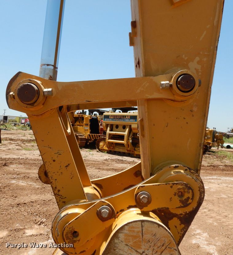 image for item DH0950 2018 Caterpillar 330FL  excavator