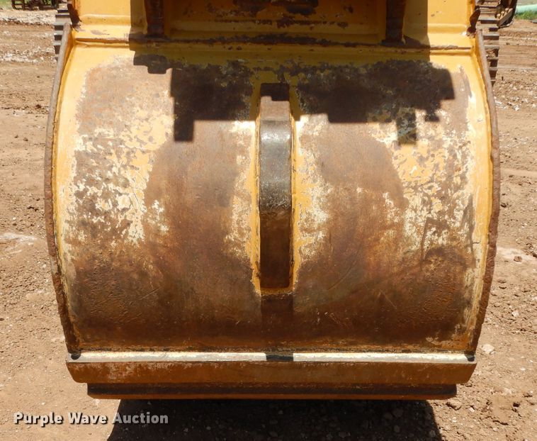image for item DH0950 2018 Caterpillar 330FL  excavator