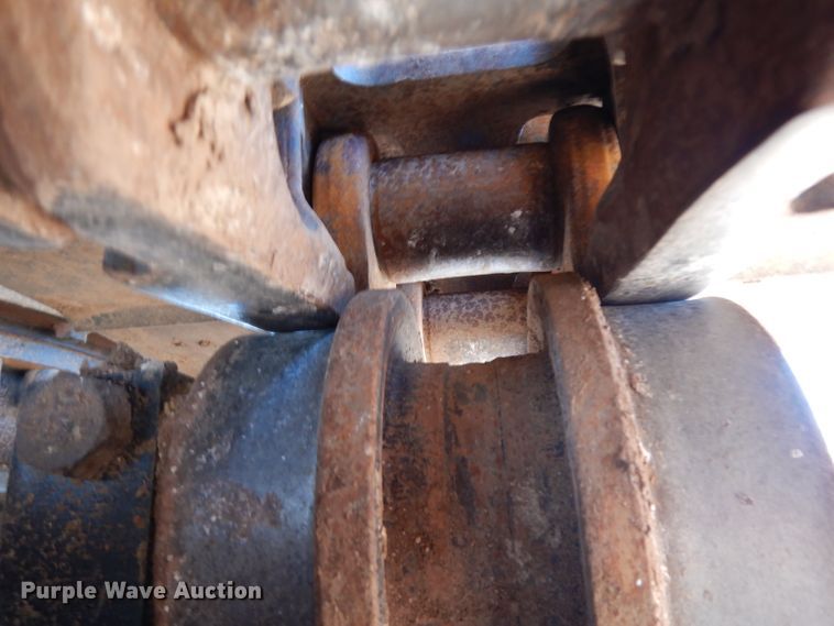 image for item DH0950 2018 Caterpillar 330FL  excavator