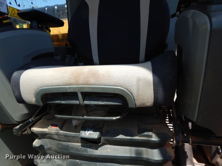 image for item DH0951 2018 Caterpillar 330FL  excavator