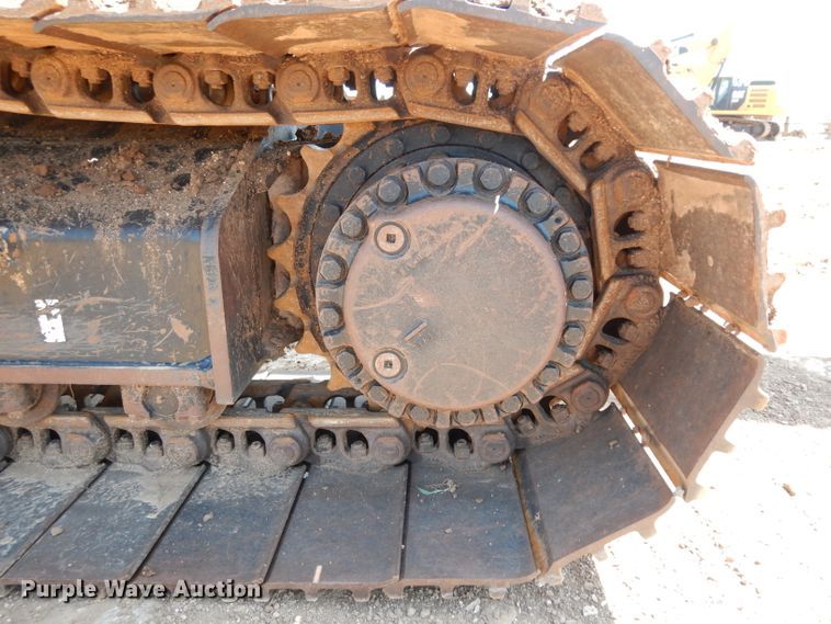 image for item DH0951 2018 Caterpillar 330FL  excavator