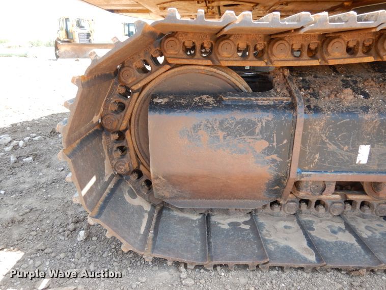 image for item DH0951 2018 Caterpillar 330FL  excavator