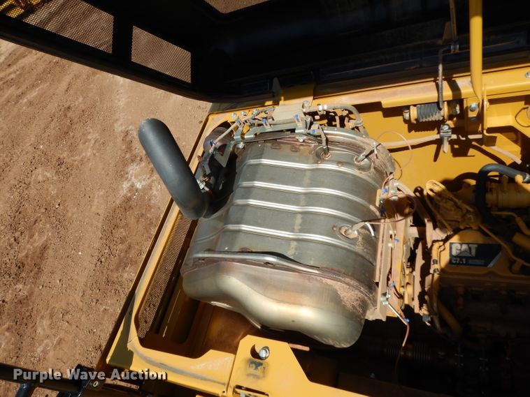 image for item DH0952 2018 Caterpillar 330FL  excavator