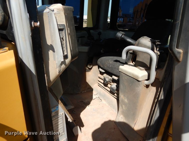 image for item DH0955 2008 Caterpillar D6T XL  dozer