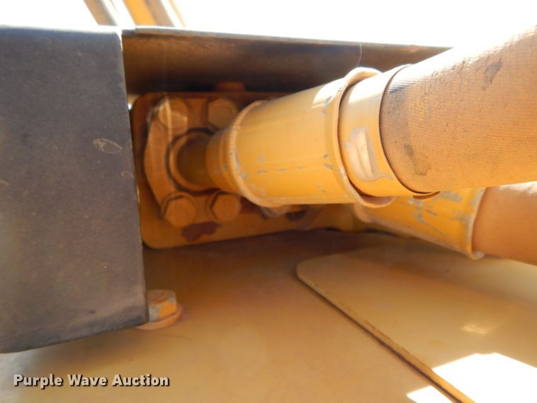 image for item DH0955 2008 Caterpillar D6T XL  dozer