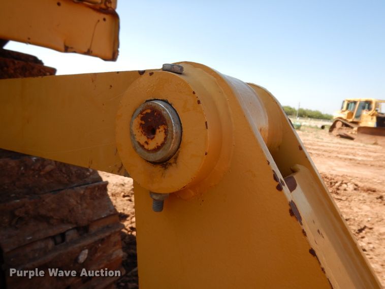 image for item DH0955 2008 Caterpillar D6T XL  dozer