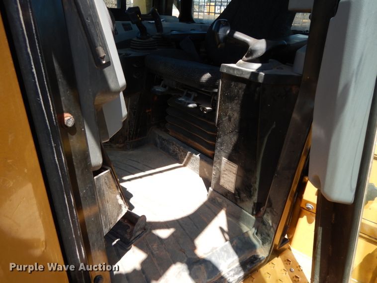 image for item DH0956 2018 Caterpillar D6T XL  dozer