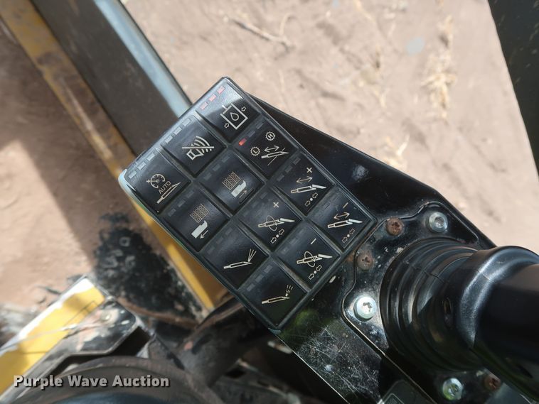 image for item DH0957 2014 Vermeer Navigator D100X140  directional boring unit