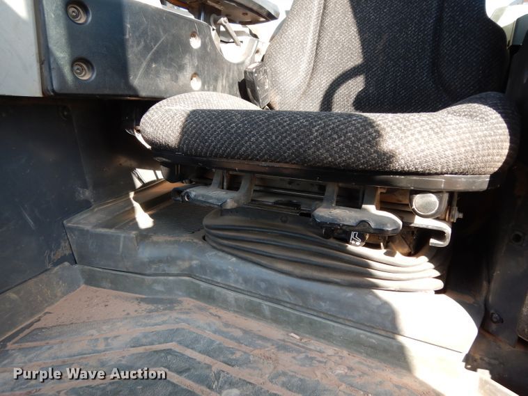 image for item DH0961 2012 Caterpillar D8T  dozer