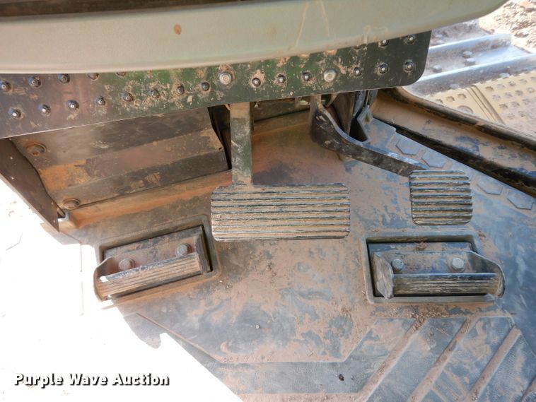 image for item DH0961 2012 Caterpillar D8T  dozer