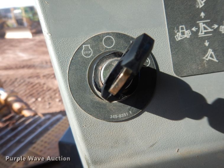 image for item DH0961 2012 Caterpillar D8T  dozer