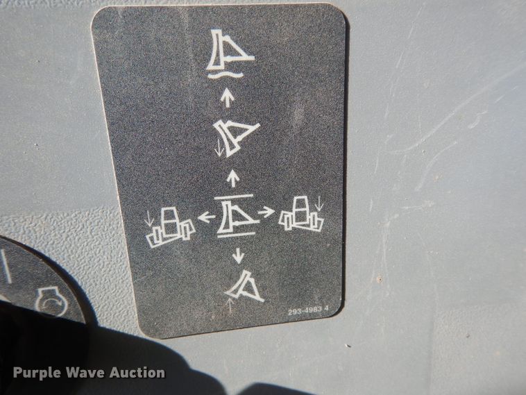 image for item DH0961 2012 Caterpillar D8T  dozer