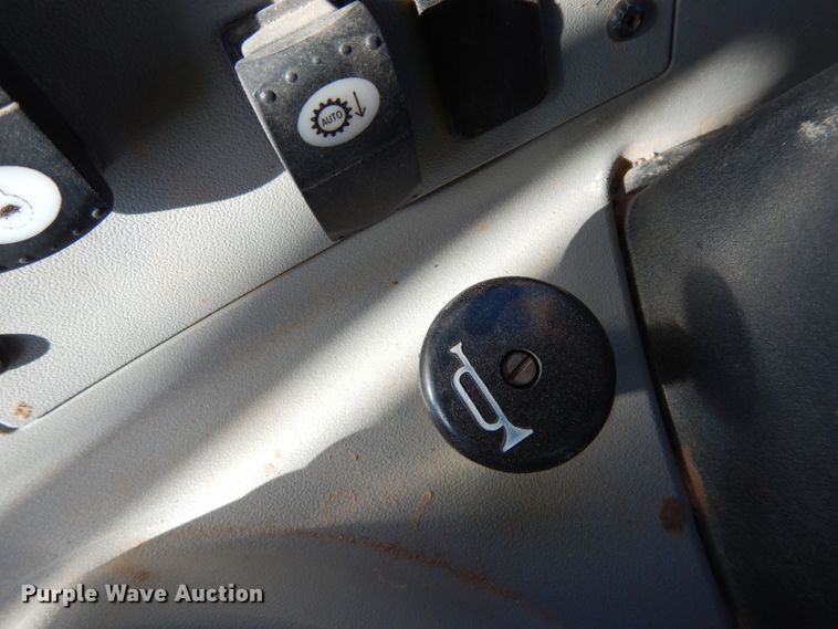 image for item DH0961 2012 Caterpillar D8T  dozer