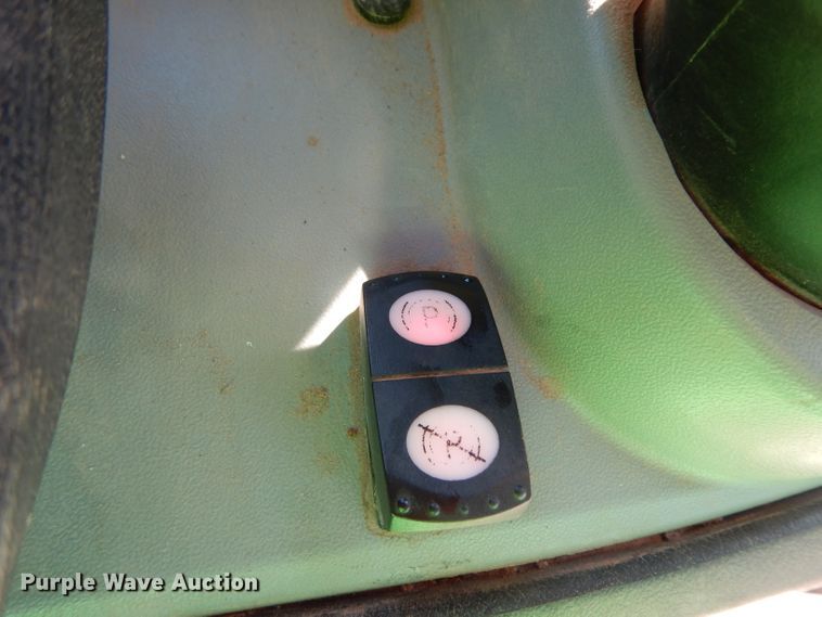 image for item DH0961 2012 Caterpillar D8T  dozer