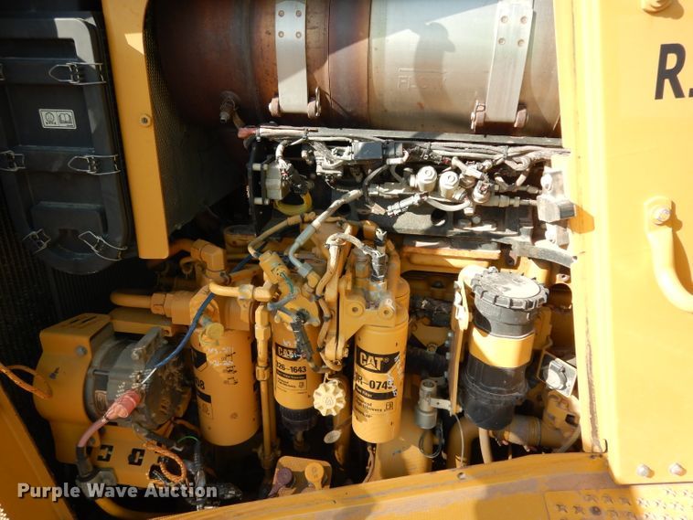 image for item DH0961 2012 Caterpillar D8T  dozer