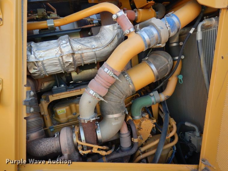 image for item DH0961 2012 Caterpillar D8T  dozer