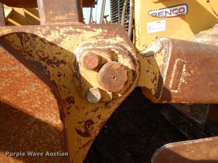 image for item DH0961 2012 Caterpillar D8T  dozer