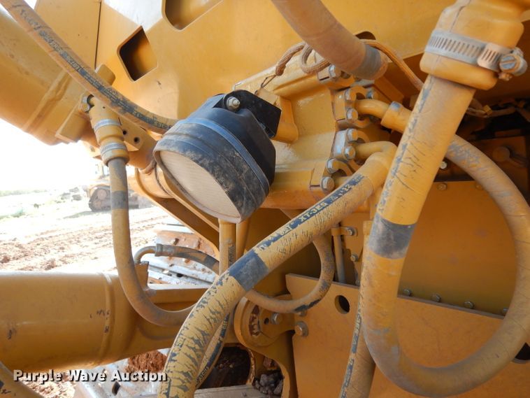 image for item DH0961 2012 Caterpillar D8T  dozer