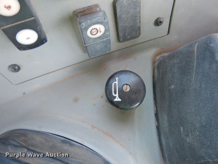 image for item DH0962 2012 Caterpillar D8T  dozer