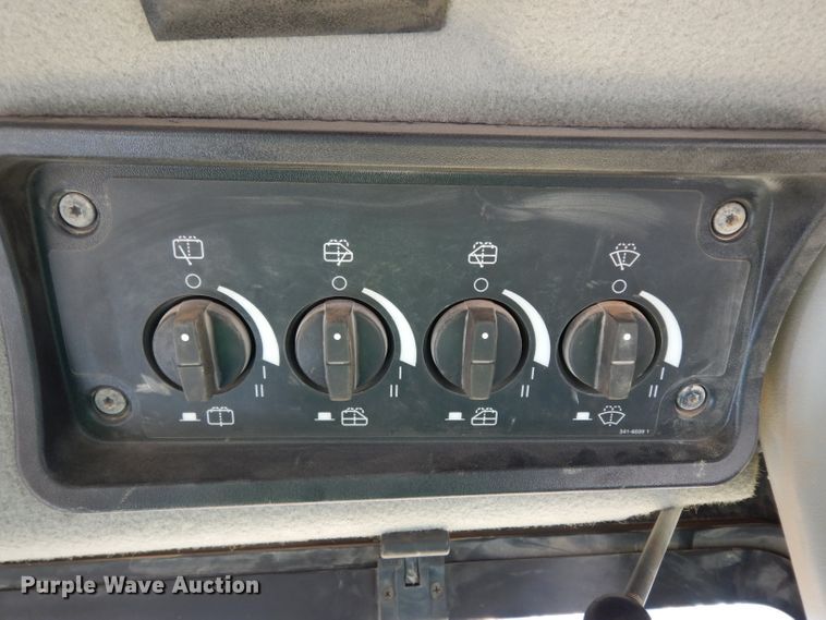 image for item DH0962 2012 Caterpillar D8T  dozer