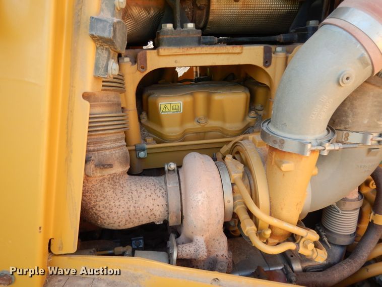 image for item DH0962 2012 Caterpillar D8T  dozer