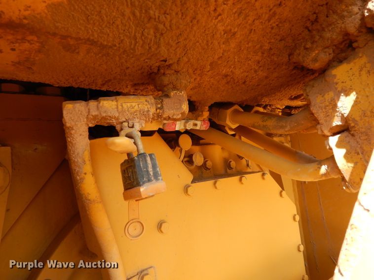 image for item DH0962 2012 Caterpillar D8T  dozer