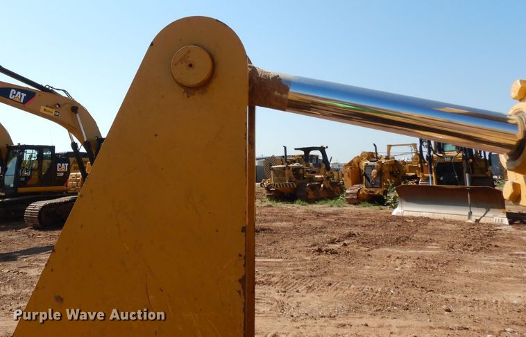 image for item DH0962 2012 Caterpillar D8T  dozer