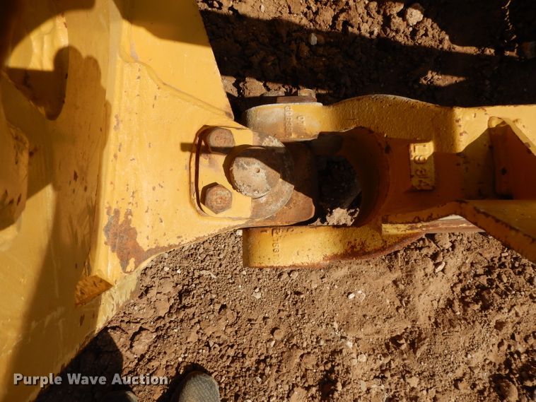 image for item DH0962 2012 Caterpillar D8T  dozer