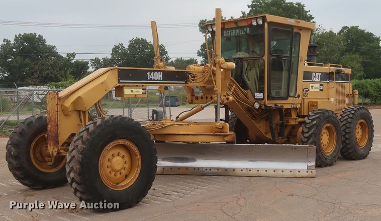 image for item DH0965 2001 Caterpillar 140H VHP  motor grader