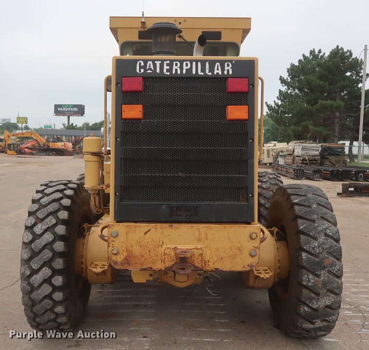 image for item DH0965 2001 Caterpillar 140H VHP  motor grader