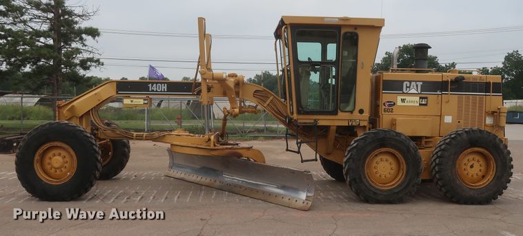 image for item DH0965 2001 Caterpillar 140H VHP  motor grader