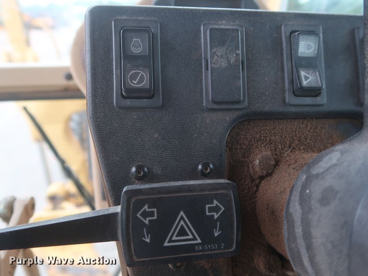 image for item DH0965 2001 Caterpillar 140H VHP  motor grader