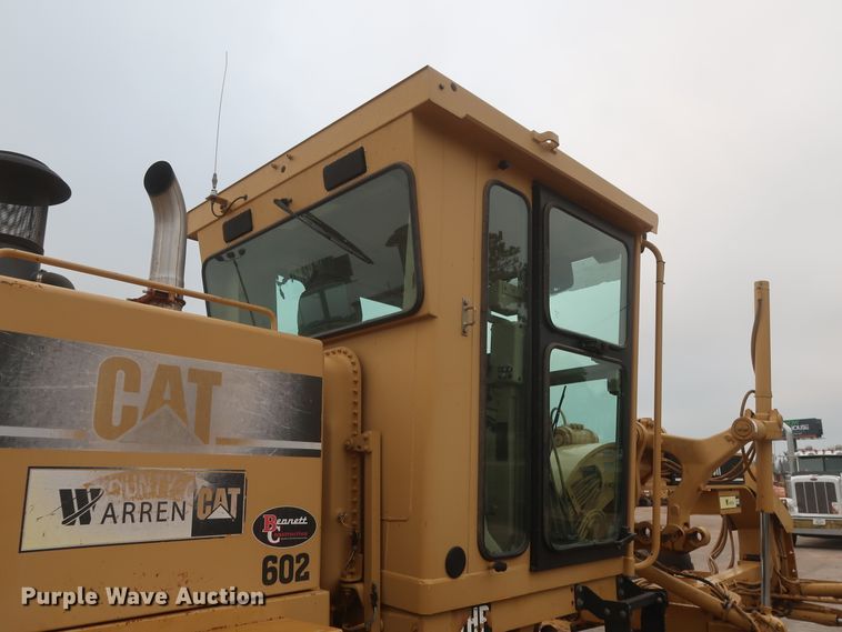 image for item DH0965 2001 Caterpillar 140H VHP  motor grader