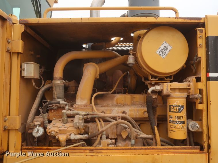 image for item DH0965 2001 Caterpillar 140H VHP  motor grader