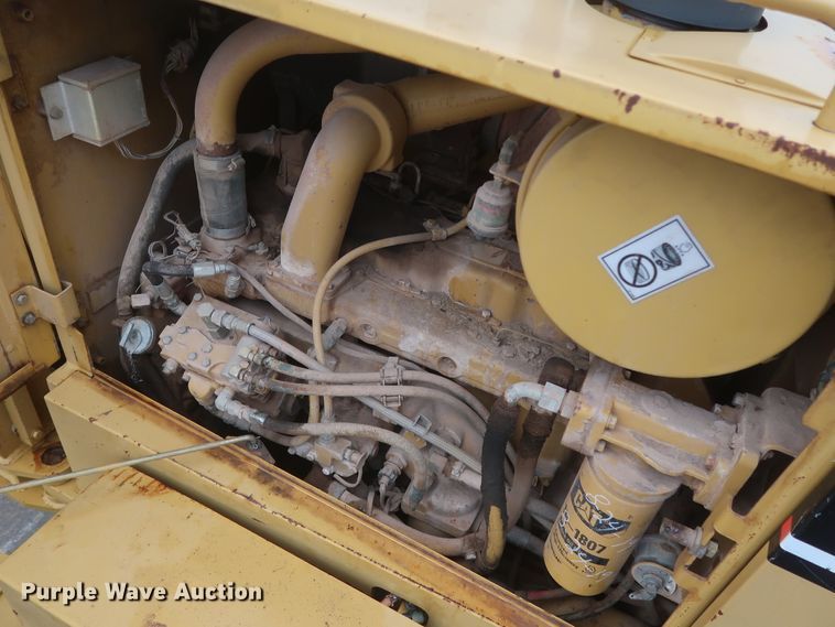image for item DH0965 2001 Caterpillar 140H VHP  motor grader