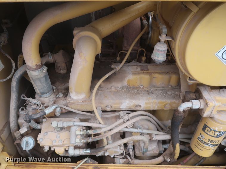 image for item DH0965 2001 Caterpillar 140H VHP  motor grader