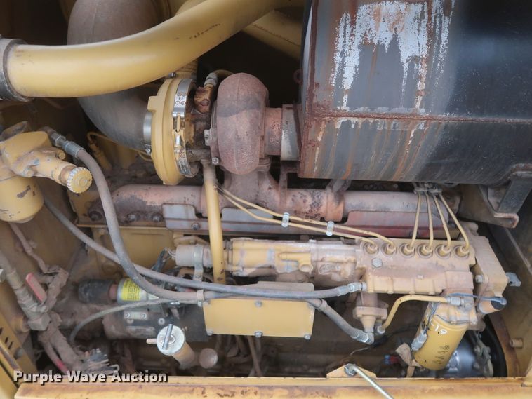 image for item DH0965 2001 Caterpillar 140H VHP  motor grader