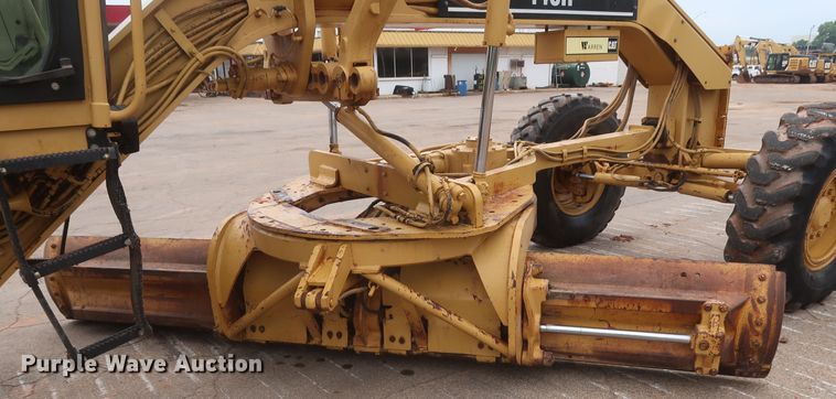 image for item DH0965 2001 Caterpillar 140H VHP  motor grader
